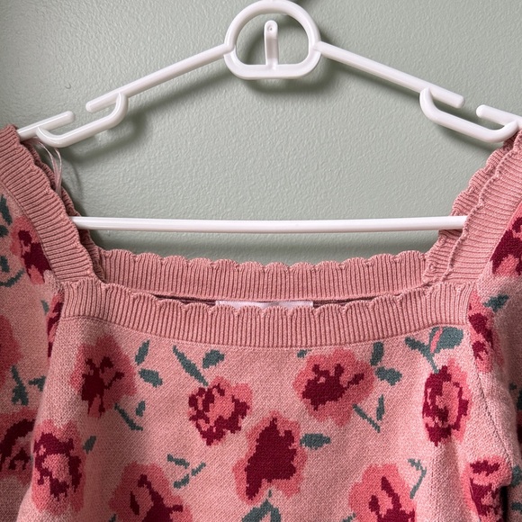 NWT Cropped Pink Floral Off-Shoulder Puff Sleeve Sweater XS - Picture 7 of 8